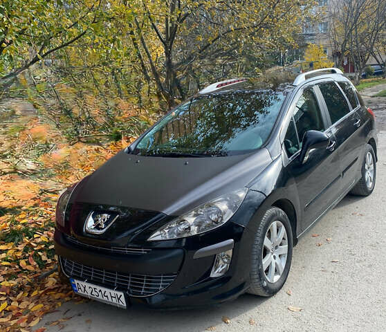 Черный Пежо 308, объемом двигателя 2 л и пробегом 305 тыс. км за 7000 $, фото 2 на Automoto.ua
