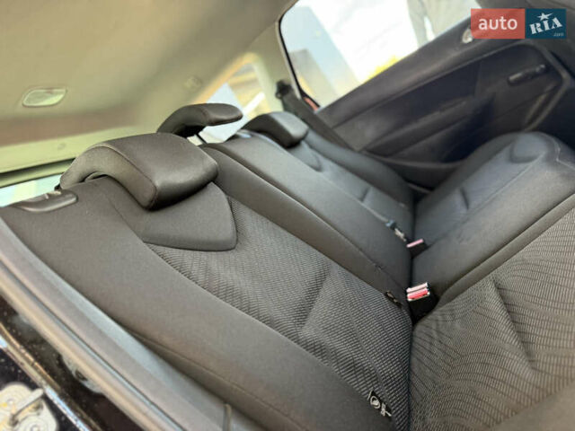 Черный Пежо 308, объемом двигателя 1.6 л и пробегом 248 тыс. км за 5350 $, фото 47 на Automoto.ua