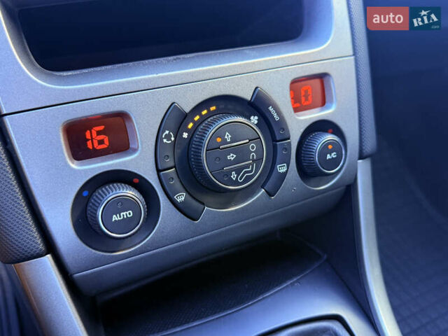 Черный Пежо 308, объемом двигателя 1.56 л и пробегом 256 тыс. км за 4999 $, фото 27 на Automoto.ua