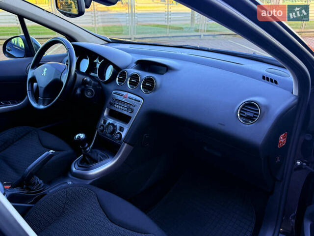 Черный Пежо 308, объемом двигателя 1.56 л и пробегом 256 тыс. км за 4999 $, фото 22 на Automoto.ua