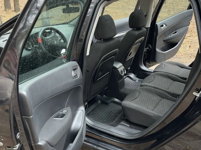 Черный Пежо 308, объемом двигателя 1.6 л и пробегом 233 тыс. км за 4500 $, фото 3 на Automoto.ua