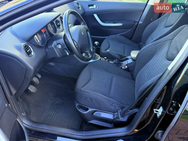 Черный Пежо 308, объемом двигателя 1.56 л и пробегом 256 тыс. км за 4999 $, фото 24 на Automoto.ua