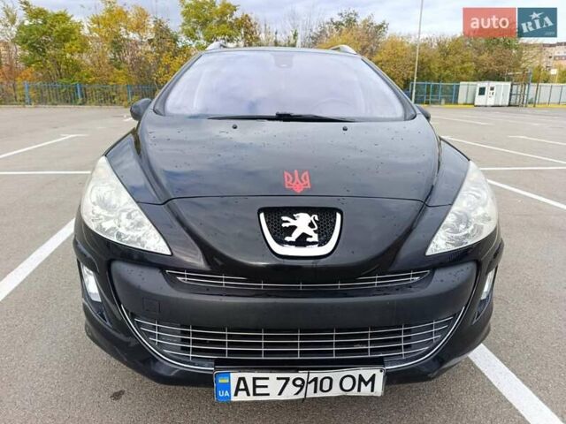 Пежо 308 2008 в Кривом Роге на Automoto.ua Черный Пежо 308, объемом двигателя 1.6 л и пробегом 278 тыс. км за 3900 $, фото 7 на Automoto.ua