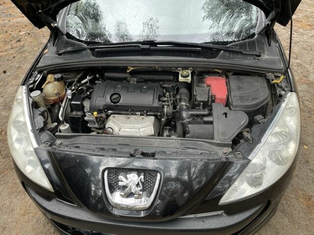 Черный Пежо 308, объемом двигателя 1.6 л и пробегом 233 тыс. км за 4500 $, фото 15 на Automoto.ua