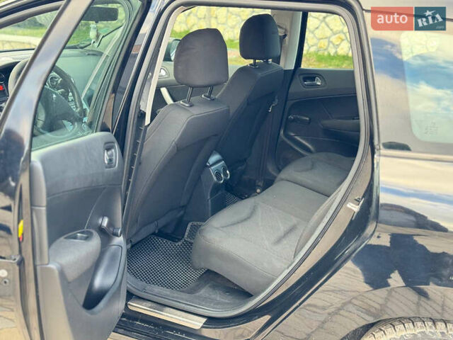 Черный Пежо 308, объемом двигателя 1.4 л и пробегом 251 тыс. км за 4300 $, фото 6 на Automoto.ua