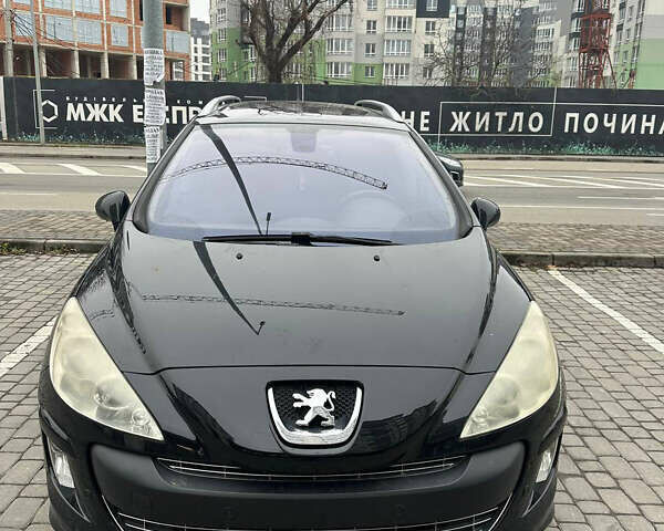 Черный Пежо 308, объемом двигателя 1.6 л и пробегом 300 тыс. км за 4599 $, фото 1 на Automoto.ua