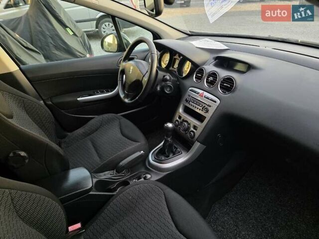 Чорний Пежо 308, об'ємом двигуна 1.6 л та пробігом 196 тис. км за 3999 $, фото 35 на Automoto.ua