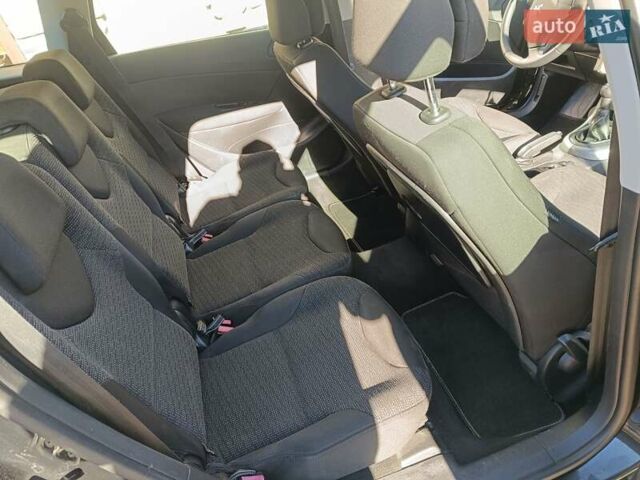 Чорний Пежо 308, об'ємом двигуна 1.6 л та пробігом 190 тис. км за 4800 $, фото 12 на Automoto.ua