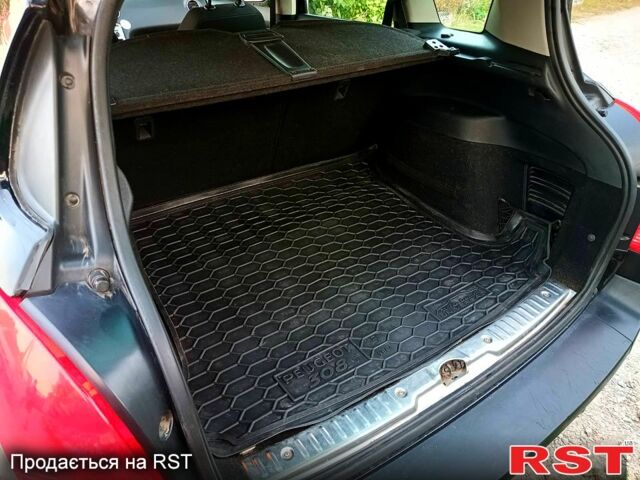 Черный Пежо 308, объемом двигателя 1.6 л и пробегом 250 тыс. км за 4950 $, фото 8 на Automoto.ua