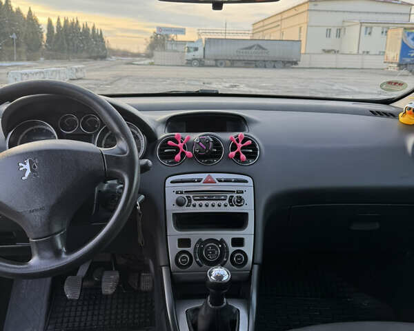 Черный Пежо 308, объемом двигателя 1.6 л и пробегом 248 тыс. км за 4999 $, фото 15 на Automoto.ua