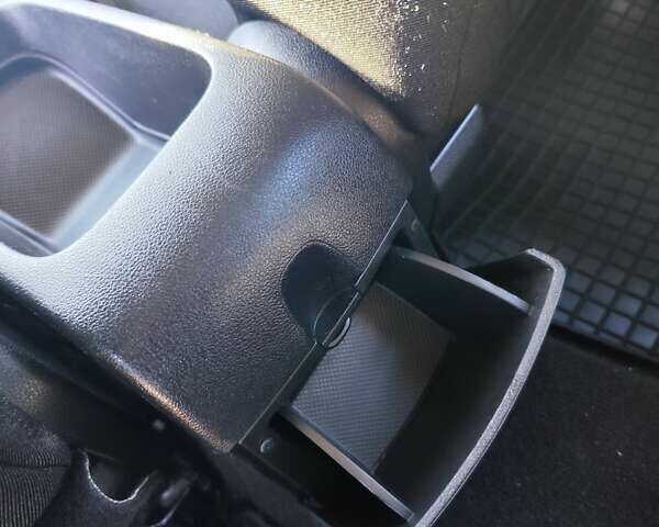 Пежо 308 2009 в Львове на Automoto.ua Черный Пежо 308, объемом двигателя 1.6 л и пробегом 240 тыс. км за 5250 $, фото 1 на Automoto.ua
