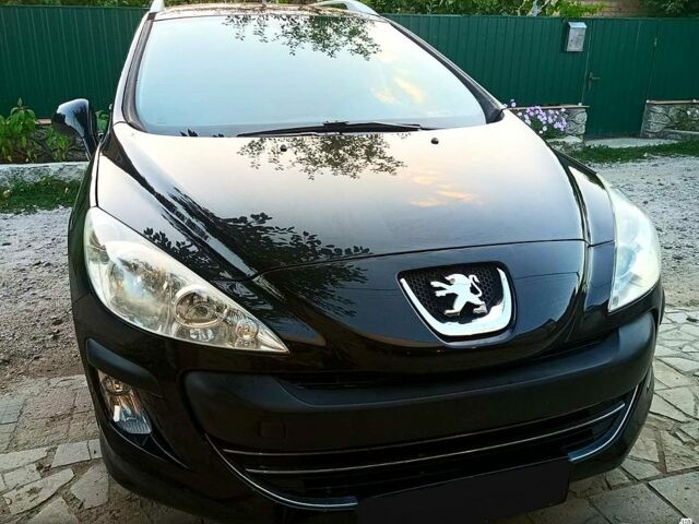 Черный Пежо 308, объемом двигателя 1.6 л и пробегом 250 тыс. км за 4950 $, фото 1 на Automoto.ua