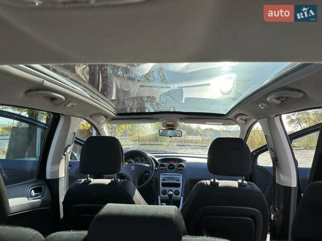 Чорний Пежо 308, об'ємом двигуна 1.6 л та пробігом 236 тис. км за 5800 $, фото 8 на Automoto.ua