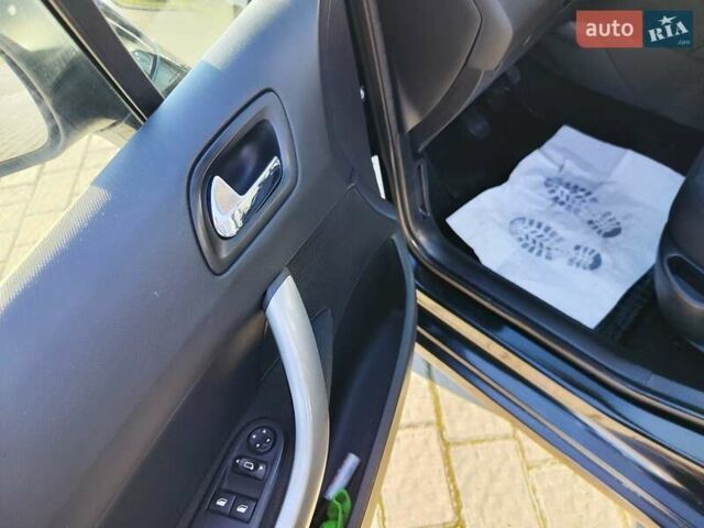 Пежо 308 2009 в Львове на Automoto.ua Черный Пежо 308, объемом двигателя 1.6 л и пробегом 240 тыс. км за 5250 $, фото 30 на Automoto.ua