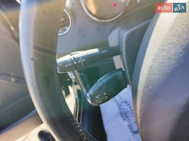 Пежо 308 2009 в Львове на Automoto.ua Черный Пежо 308, объемом двигателя 1.6 л и пробегом 240 тыс. км за 5250 $, фото 20 на Automoto.ua