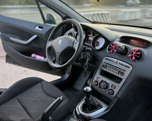 Черный Пежо 308, объемом двигателя 1.6 л и пробегом 248 тыс. км за 4999 $, фото 14 на Automoto.ua