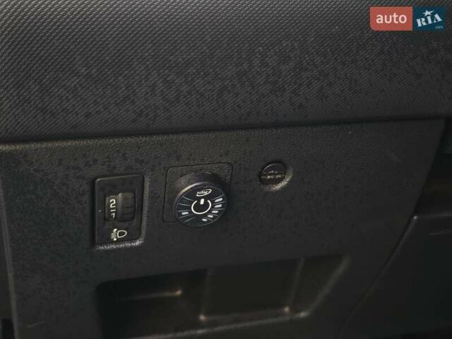 Чорний Пежо 308, об'ємом двигуна 1.6 л та пробігом 196 тис. км за 3999 $, фото 39 на Automoto.ua