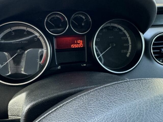 Чорний Пежо 308, об'ємом двигуна 1.6 л та пробігом 159 тис. км за 5200 $, фото 1 на Automoto.ua