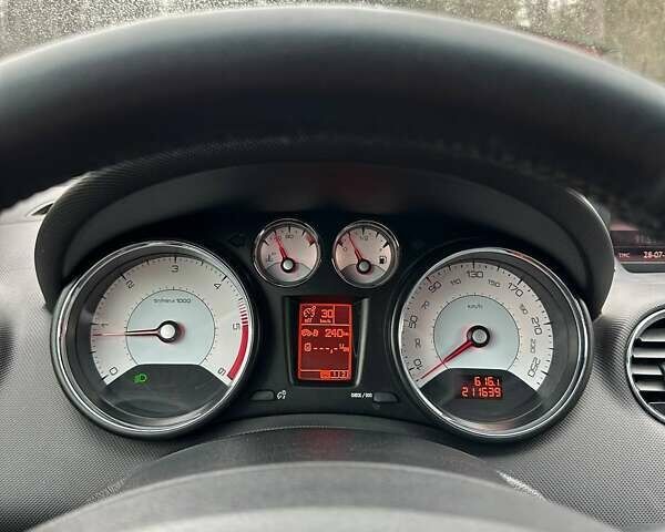 Черный Пежо 308, объемом двигателя 1.56 л и пробегом 212 тыс. км за 5300 $, фото 2 на Automoto.ua