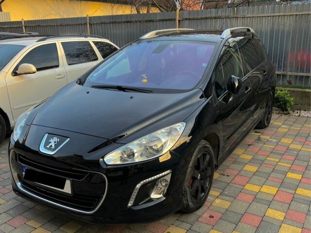 Чорний Пежо 308, об'ємом двигуна 1.6 л та пробігом 168 тис. км за 5800 $, фото 1 на Automoto.ua