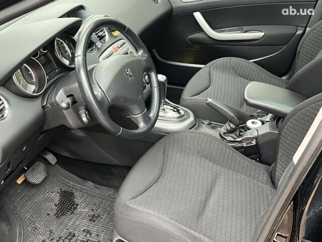 Черный Пежо 308, объемом двигателя 1.6 л и пробегом 220 тыс. км за 6390 $, фото 21 на Automoto.ua