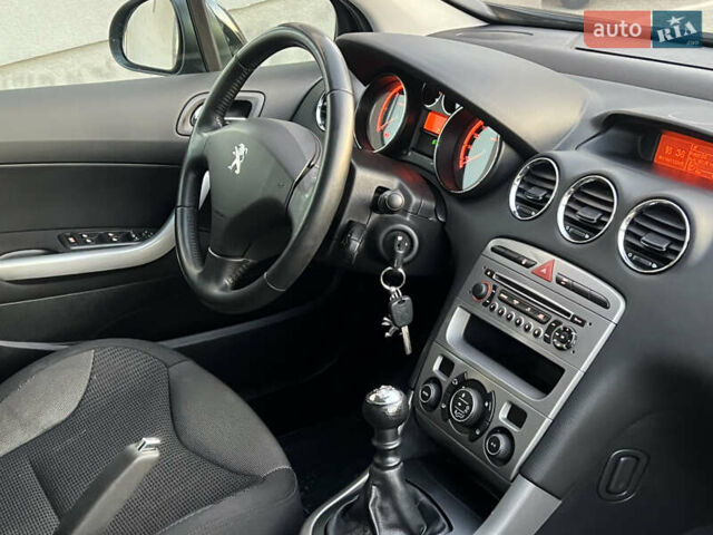 Чорний Пежо 308, об'ємом двигуна 1.6 л та пробігом 270 тис. км за 6199 $, фото 43 на Automoto.ua