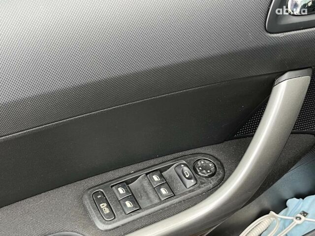 Черный Пежо 308, объемом двигателя 1.6 л и пробегом 220 тыс. км за 6390 $, фото 23 на Automoto.ua