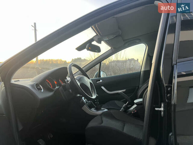 Чорний Пежо 308, об'ємом двигуна 1.6 л та пробігом 270 тис. км за 6199 $, фото 29 на Automoto.ua