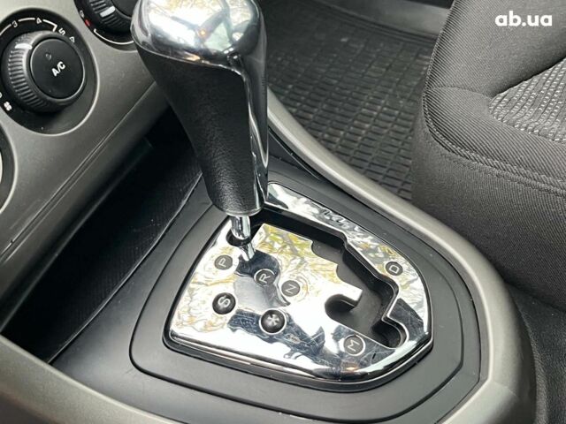 Черный Пежо 308, объемом двигателя 1.6 л и пробегом 220 тыс. км за 6390 $, фото 27 на Automoto.ua