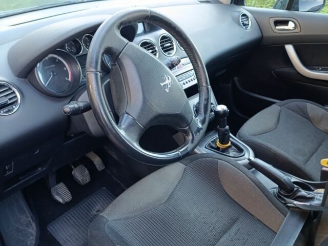 Черный Пежо 308, объемом двигателя 1.6 л и пробегом 545 тыс. км за 4500 $, фото 5 на Automoto.ua