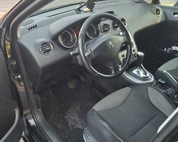 Черный Пежо 308, объемом двигателя 1.6 л и пробегом 161 тыс. км за 7900 $, фото 1 на Automoto.ua