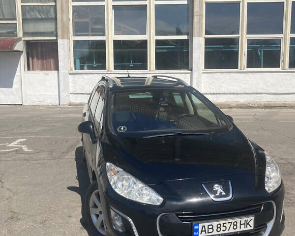 Черный Пежо 308, объемом двигателя 2 л и пробегом 250 тыс. км за 7199 $, фото 3 на Automoto.ua