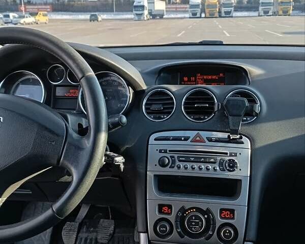 Черный Пежо 308, объемом двигателя 1.6 л и пробегом 252 тыс. км за 7100 $, фото 18 на Automoto.ua