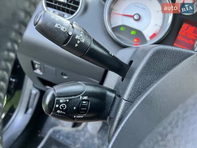 Чорний Пежо 308, об'ємом двигуна 1.6 л та пробігом 172 тис. км за 6200 $, фото 42 на Automoto.ua