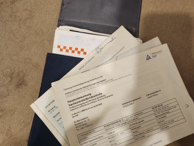 Черный Пежо 308, объемом двигателя 1.6 л и пробегом 173 тыс. км за 5600 $, фото 19 на Automoto.ua