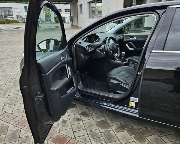 Пежо 308 2014 в Ивано-Франковске на Automoto.ua Черный Пежо 308, объемом двигателя 1.56 л и пробегом 218 тыс. км за 8600 $, фото 9 на Automoto.ua