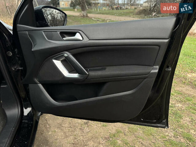 Чорний Пежо 308, об'ємом двигуна 2 л та пробігом 257 тис. км за 11199 $, фото 14 на Automoto.ua