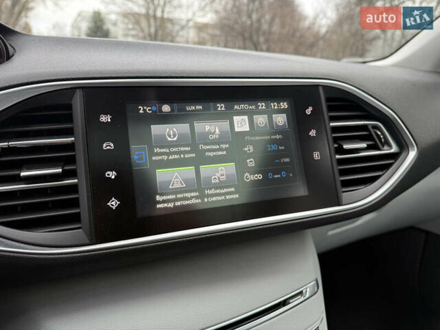 Чорний Пежо 308, об'ємом двигуна 2 л та пробігом 211 тис. км за 11900 $, фото 25 на Automoto.ua