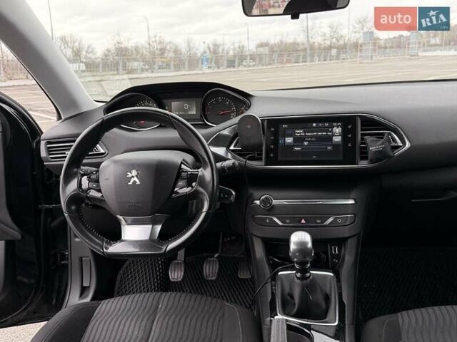 Черный Пежо 308, объемом двигателя 1.6 л и пробегом 296 тыс. км за 7800 $, фото 9 на Automoto.ua