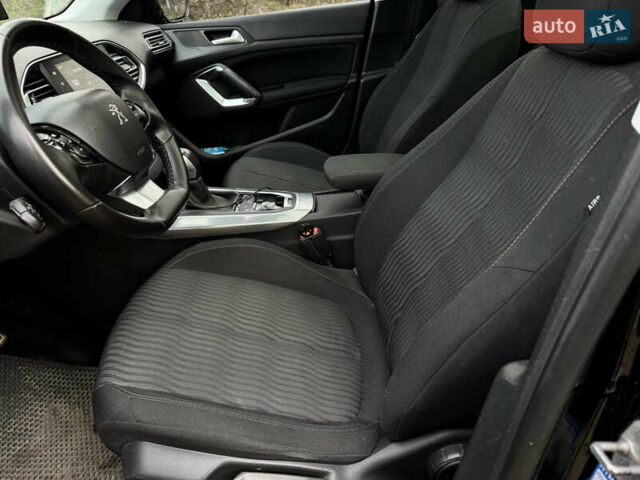 Чорний Пежо 308, об'ємом двигуна 2 л та пробігом 257 тис. км за 11199 $, фото 11 на Automoto.ua
