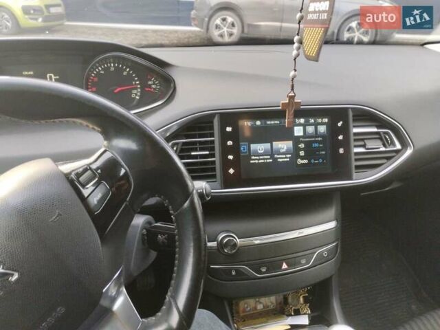 Черный Пежо 308, объемом двигателя 1.56 л и пробегом 320 тыс. км за 9001 $, фото 8 на Automoto.ua