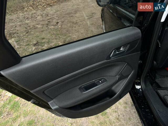 Чорний Пежо 308, об'ємом двигуна 2 л та пробігом 257 тис. км за 11199 $, фото 15 на Automoto.ua