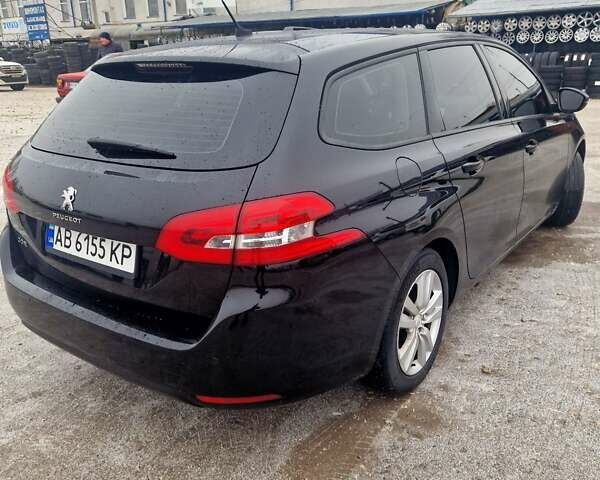 Черный Пежо 308, объемом двигателя 1.2 л и пробегом 221 тыс. км за 7200 $, фото 2 на Automoto.ua