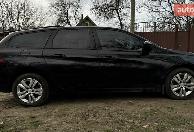 Чорний Пежо 308, об'ємом двигуна 2 л та пробігом 257 тис. км за 11199 $, фото 7 на Automoto.ua