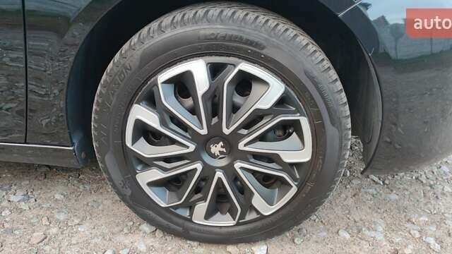 Черный Пежо 308, объемом двигателя 1.56 л и пробегом 260 тыс. км за 7800 $, фото 8 на Automoto.ua