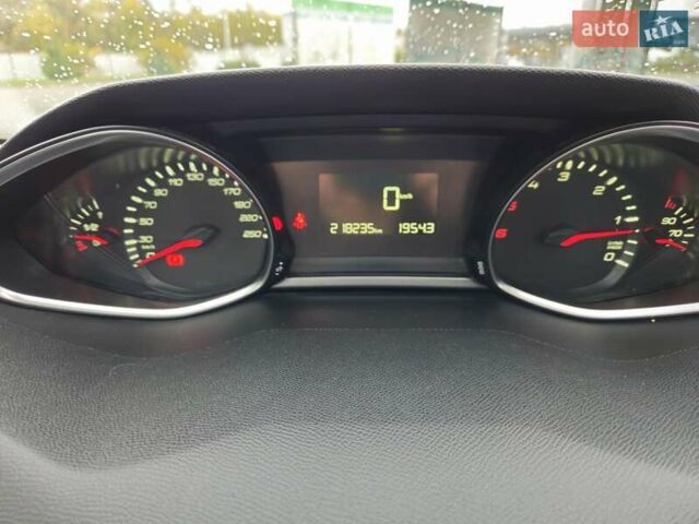 Пежо 308 2014 в Ивано-Франковске на Automoto.ua Черный Пежо 308, объемом двигателя 1.56 л и пробегом 218 тыс. км за 8600 $, фото 12 на Automoto.ua