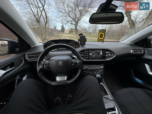 Чорний Пежо 308, об'ємом двигуна 2 л та пробігом 257 тис. км за 11199 $, фото 9 на Automoto.ua