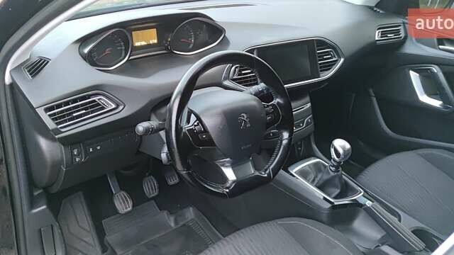 Пежо 308 2014 в Ахтырке на Automoto.ua Черный Пежо 308, объемом двигателя 1.56 л и пробегом 260 тыс. км за 7900 $, фото 11 на Automoto.ua