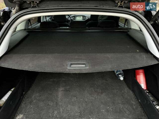 Чорний Пежо 308, об'ємом двигуна 2 л та пробігом 257 тис. км за 11199 $, фото 17 на Automoto.ua