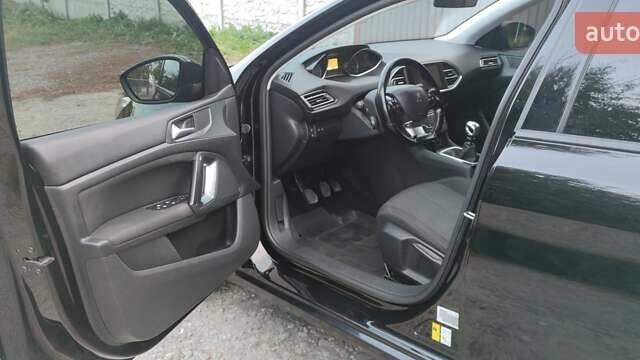 Пежо 308 2014 в Ахтырке на Automoto.ua Черный Пежо 308, объемом двигателя 1.56 л и пробегом 260 тыс. км за 7900 $, фото 10 на Automoto.ua
